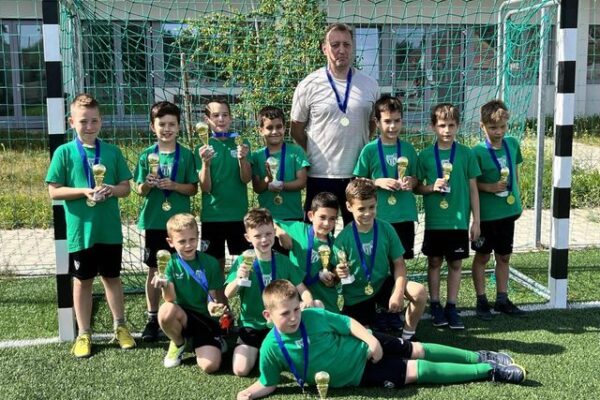 Bajnokcsapat – U9